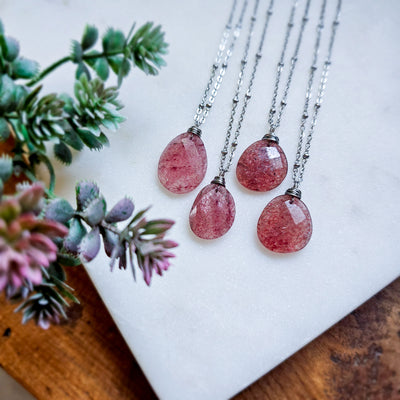 Strawberry Quartz Faceted Stone | Necklaces