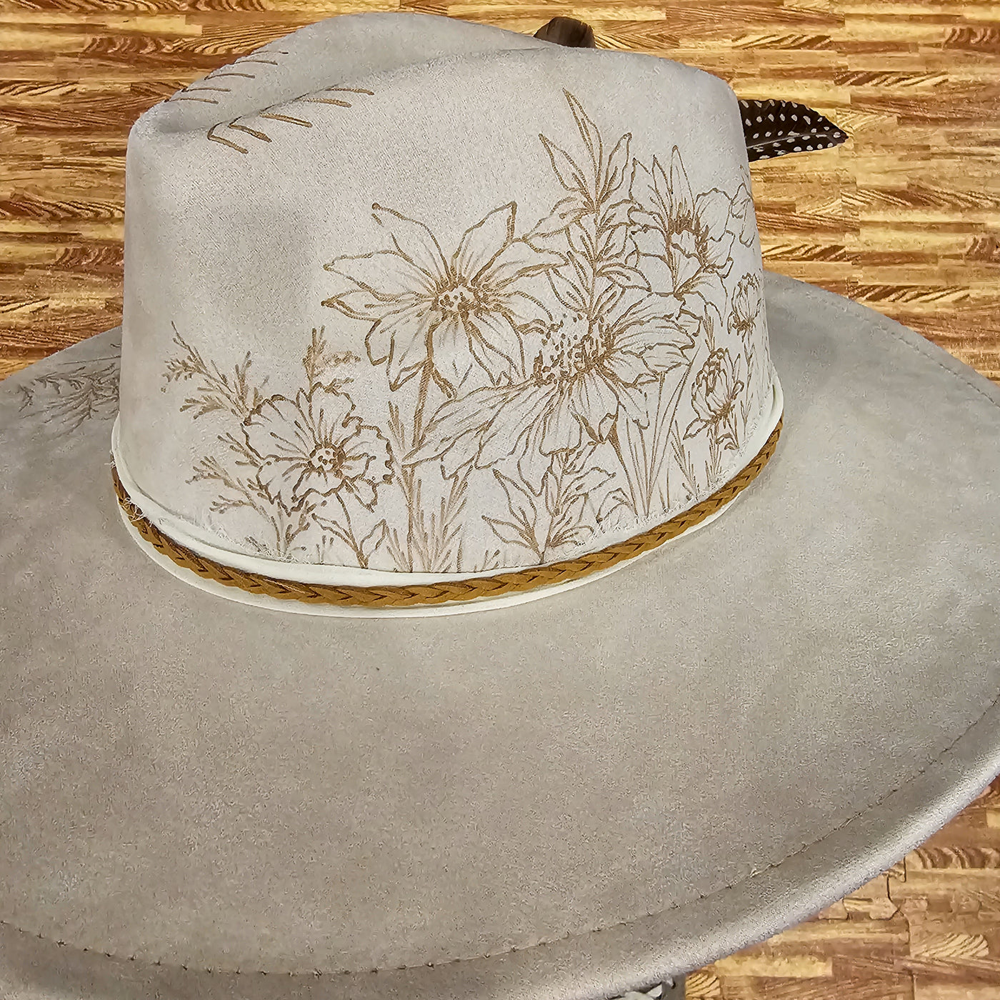 Country Bouquet || Ivory Suede Burned Wide Brim Hat