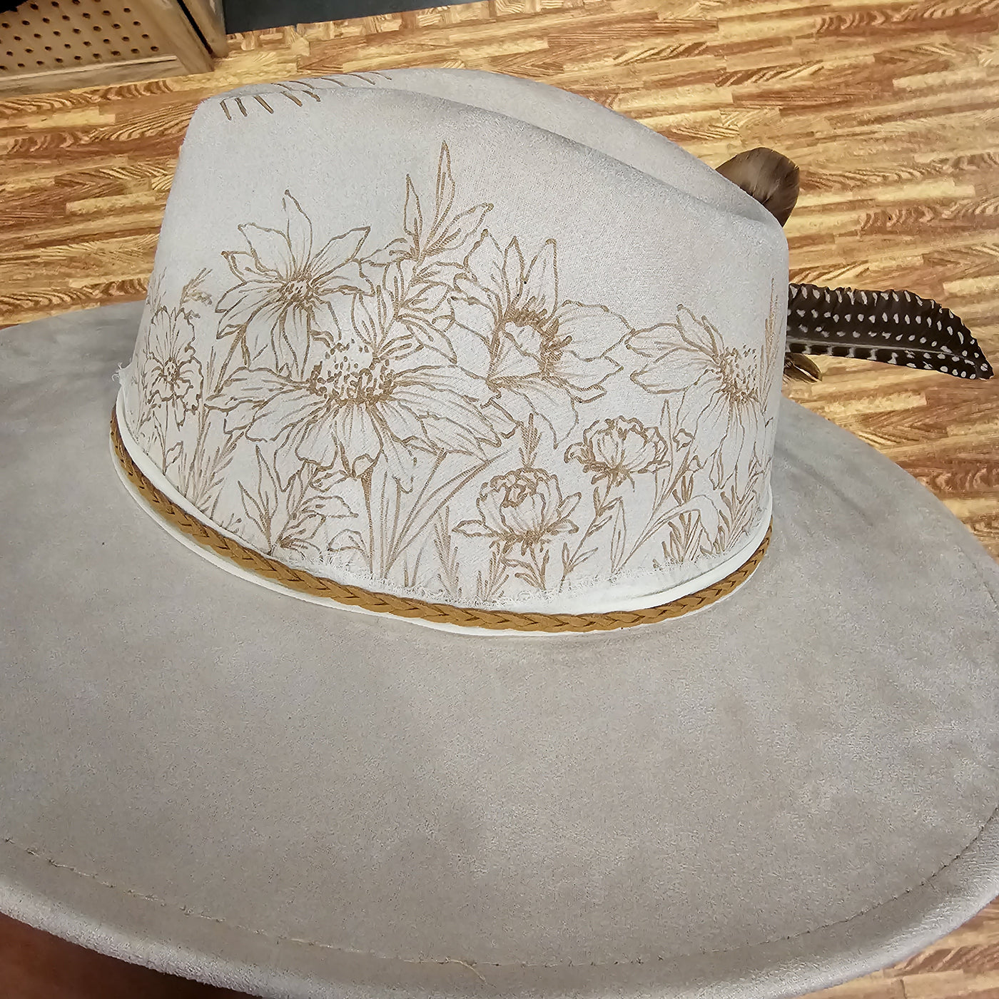 Country Bouquet || Ivory Suede Burned Wide Brim Hat