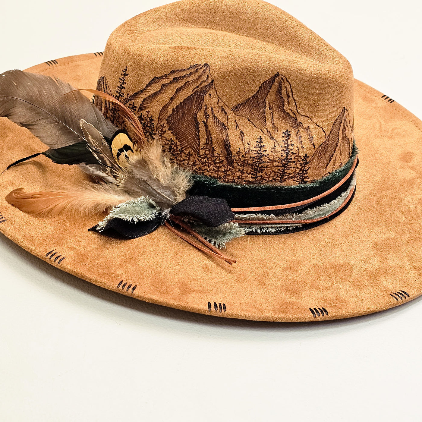 The Rockies || Camel/Medium Tan Burned Wide Brim Hat