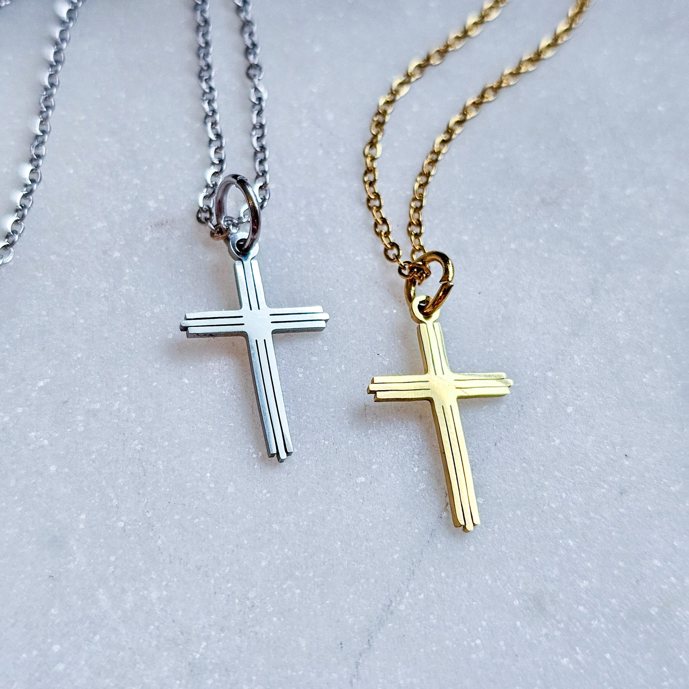 Mini Cross | Necklace