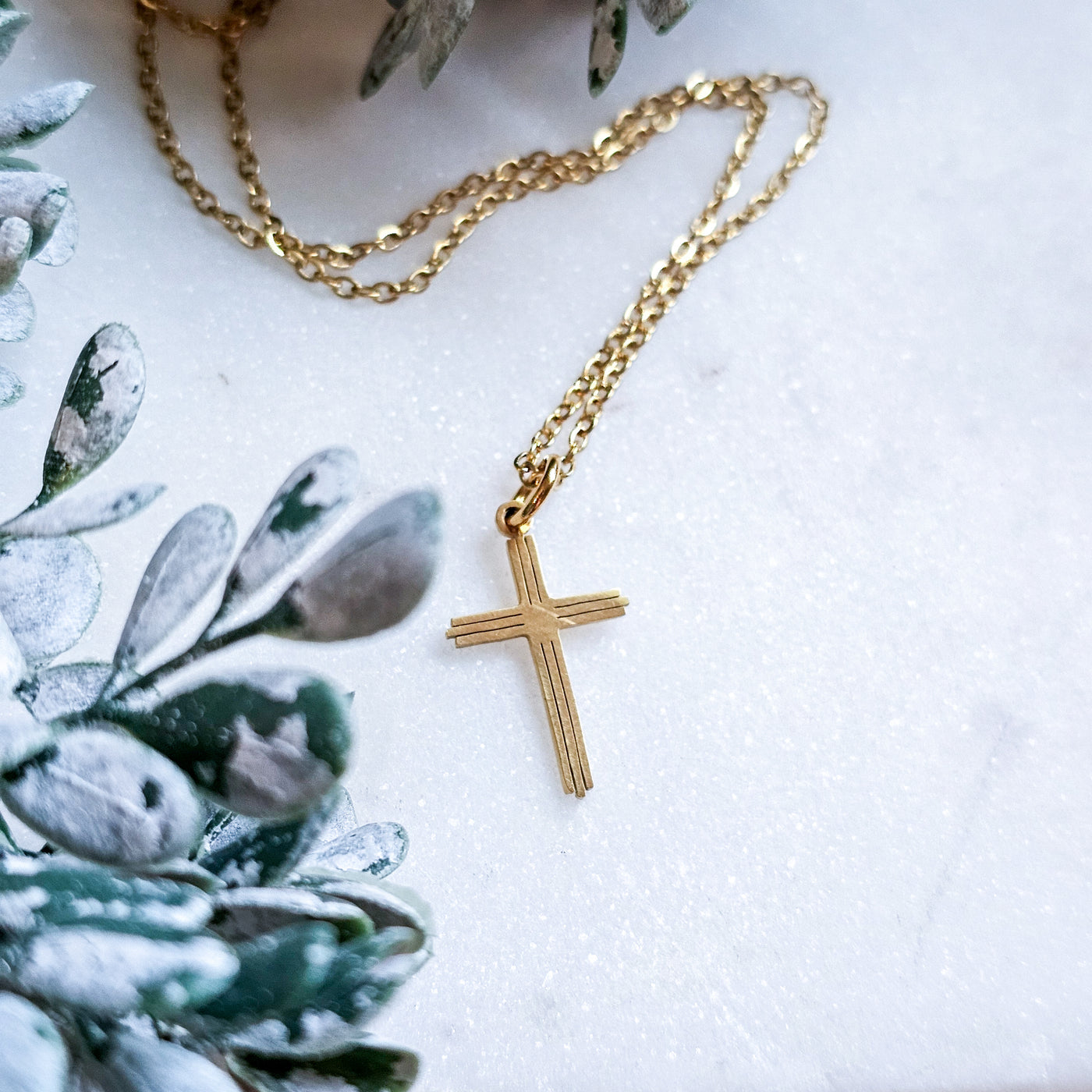 Mini Cross | Necklace