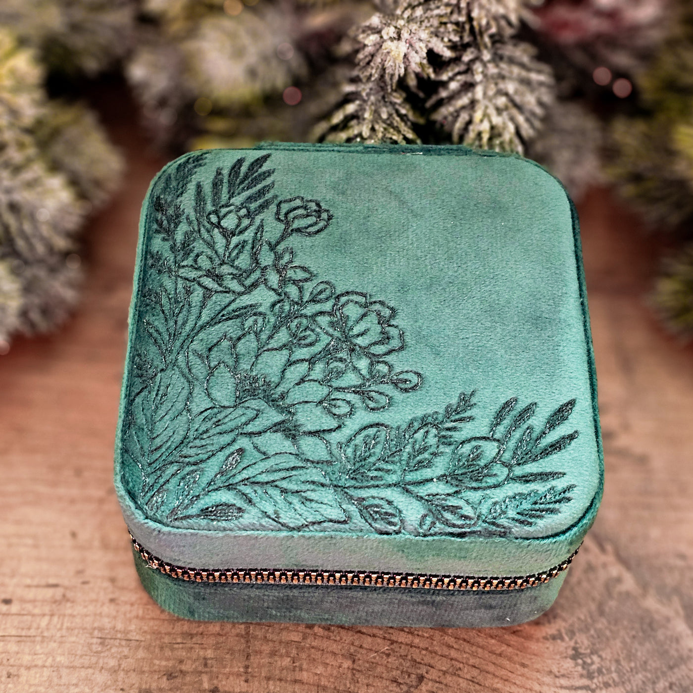 Travel Jewelry Organizer | Freehand Burned Velvet Cases