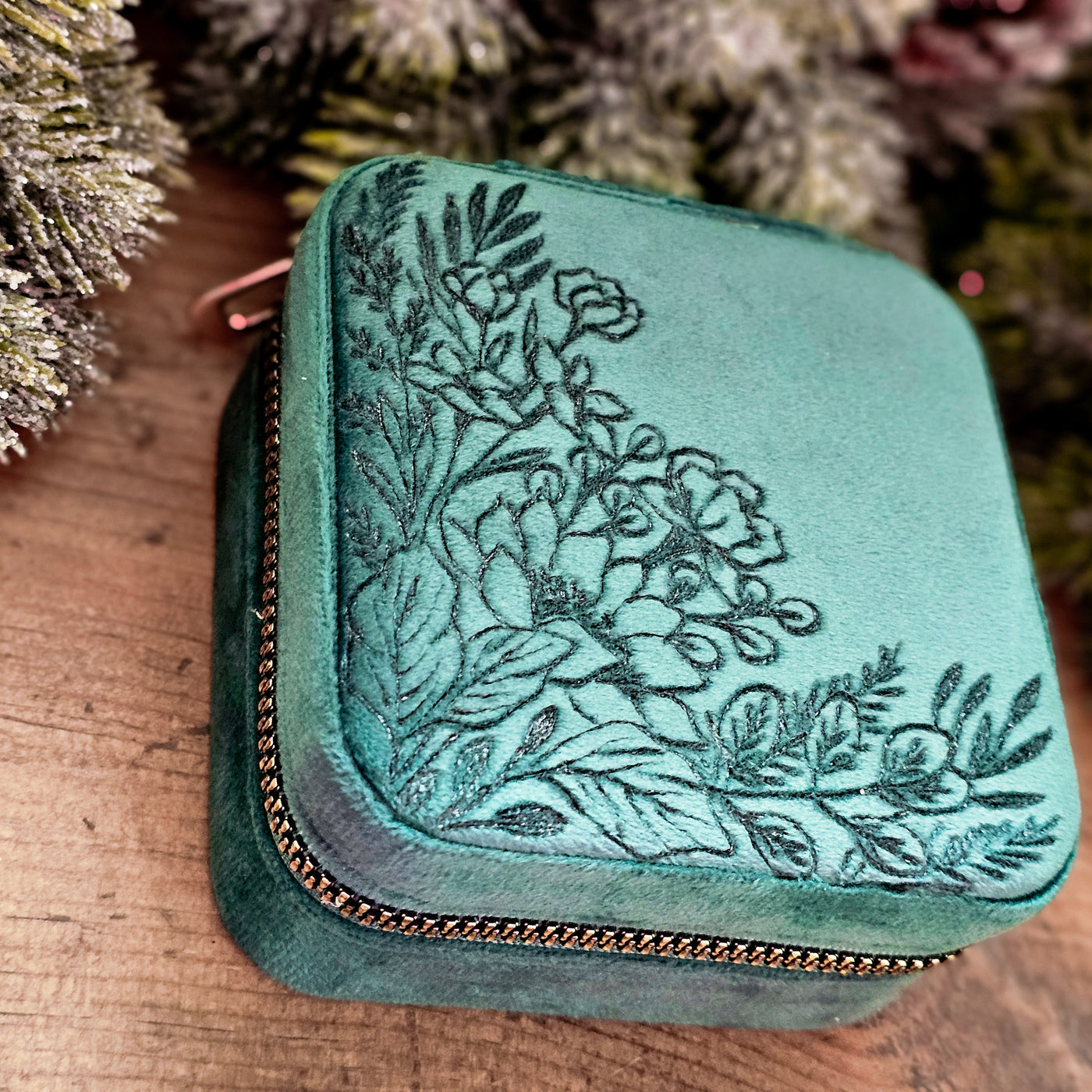 Travel Jewelry Organizer | Freehand Burned Velvet Cases