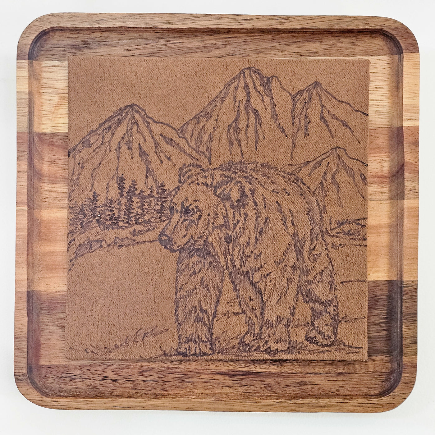 Mountain Bear || Freehand Burned Wall Art || Wood Art