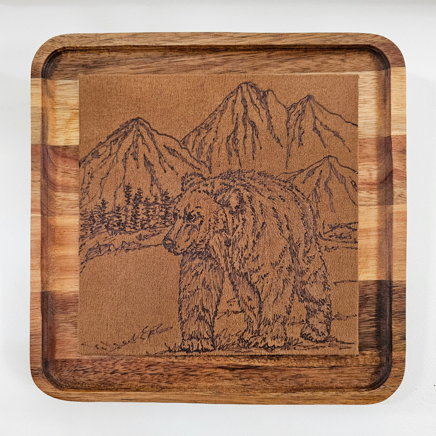 Mountain Bear || Freehand Burned Wall Art || Wood Art