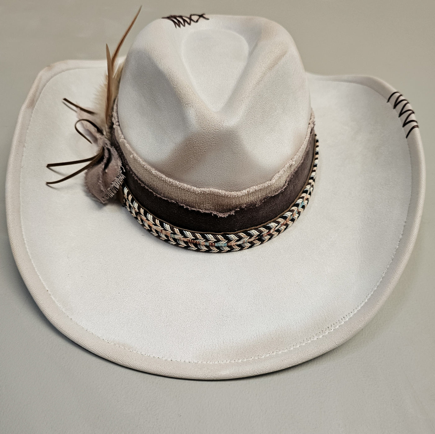 Rodeo || Ivory - Off White Suede Burned Cowboy Style Hat