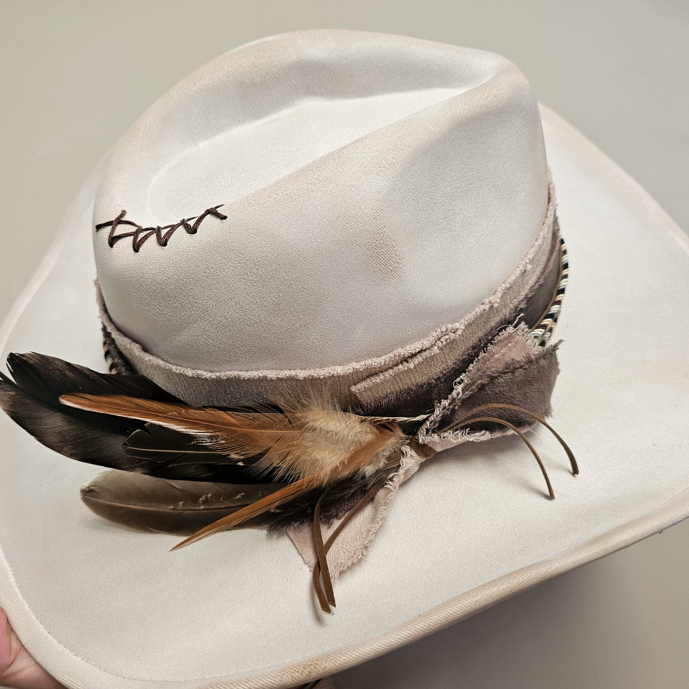 Rodeo || Ivory - Off White Suede Burned Cowboy Style Hat