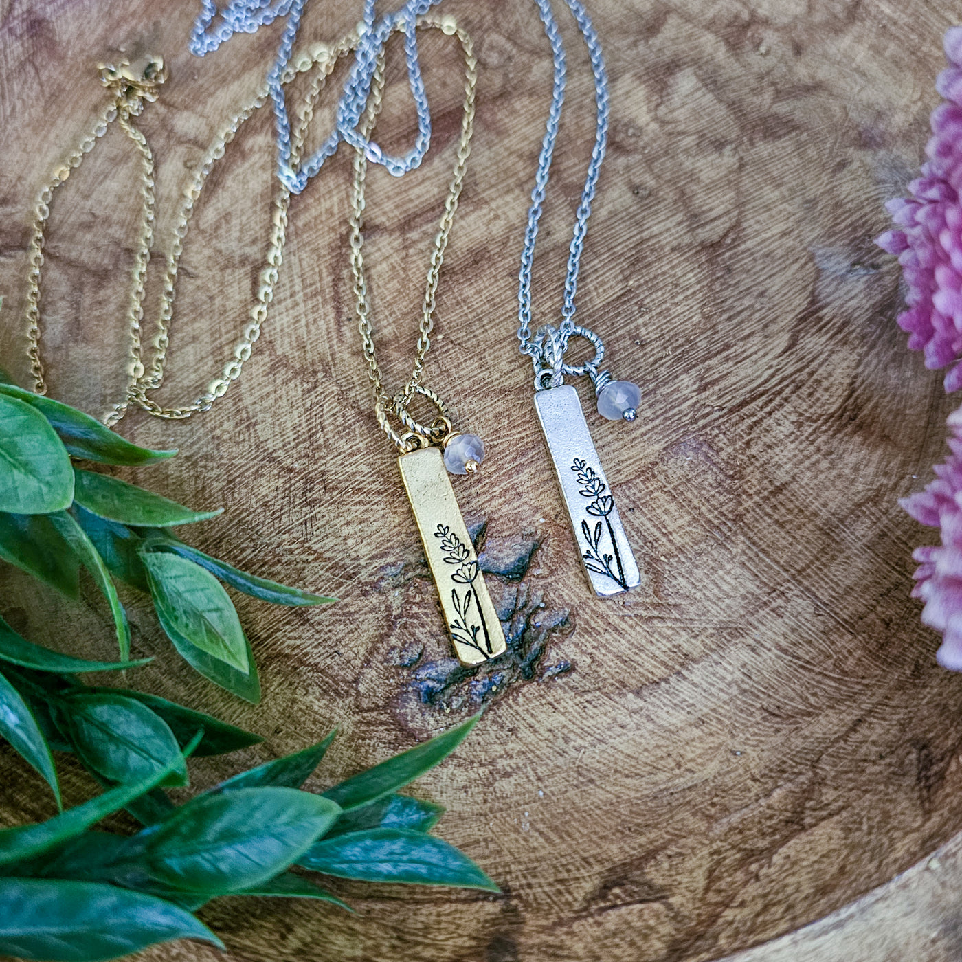 Simplicity in Nature || Necklace