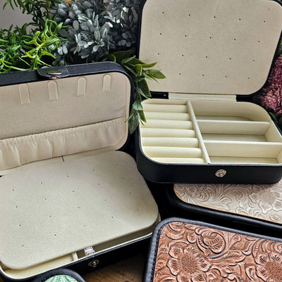 Travel Jewelry Organizers || Tooled Leather / Faux Leather  || Large 6.5x4.5x2