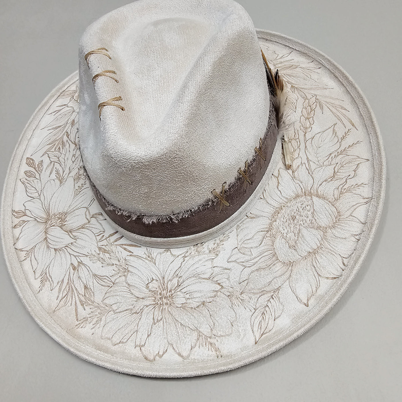 Secret Garden |M| Ivory Suede Burned Wide Stiff Brim/ Pencil Brim Hat