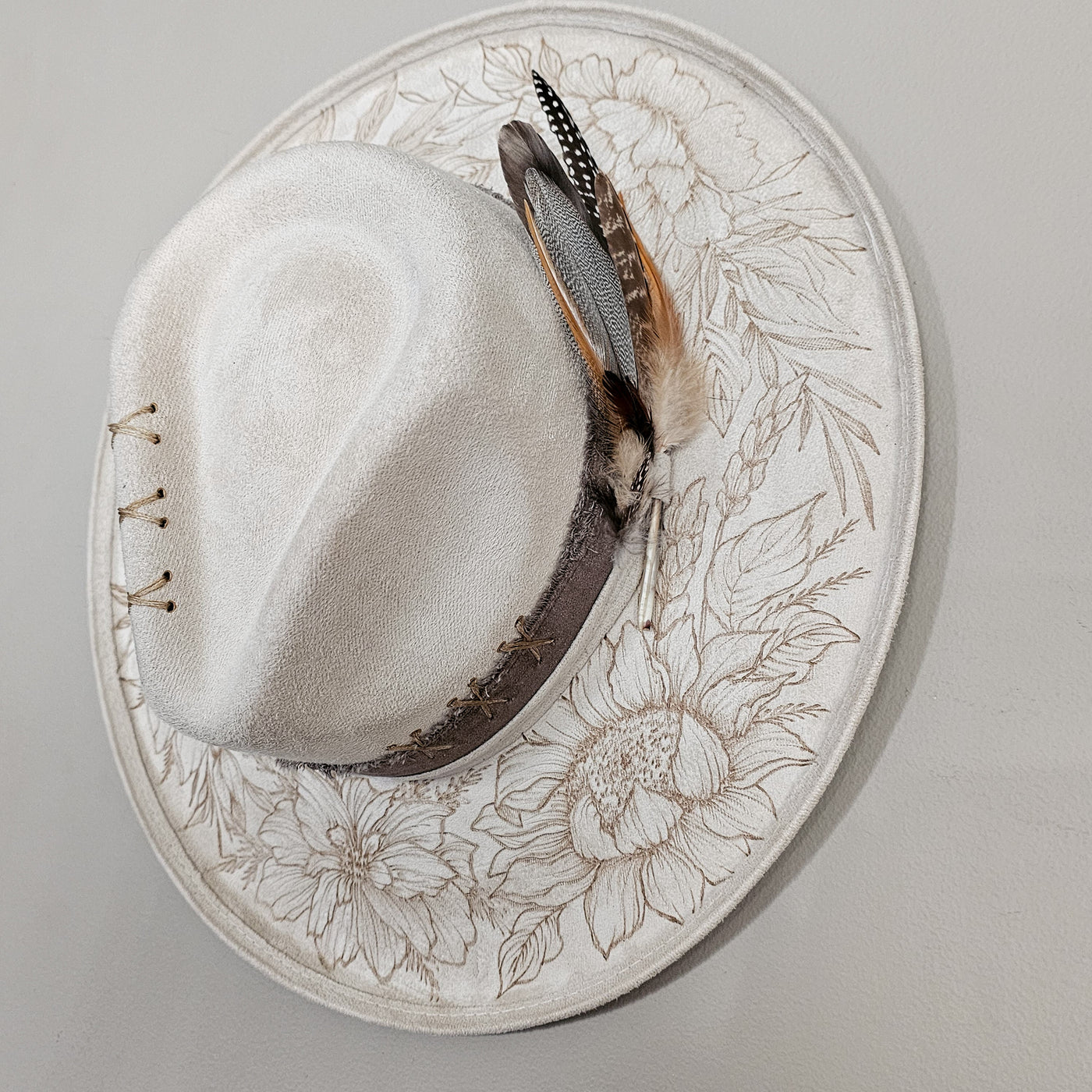 Secret Garden |M| Ivory Suede Burned Wide Stiff Brim/ Pencil Brim Hat