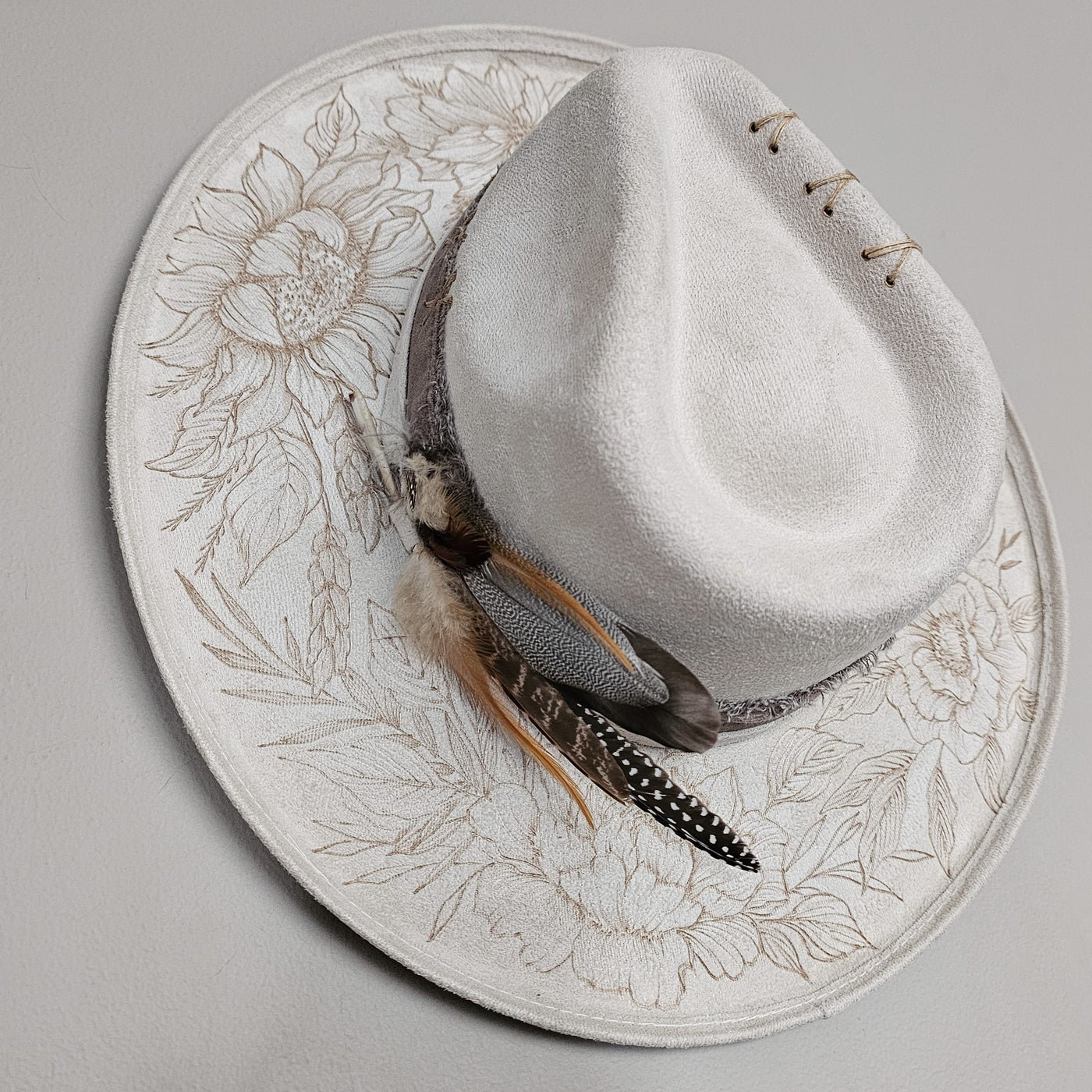 Secret Garden |M| Ivory Suede Burned Wide Stiff Brim/ Pencil Brim Hat
