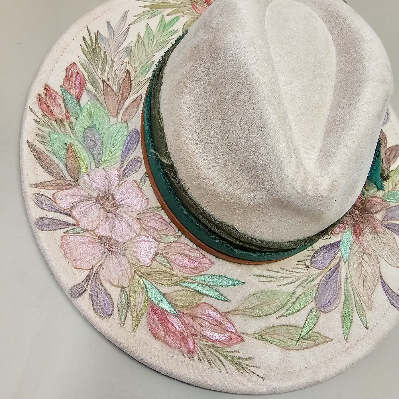 Sparkling Beauty || Ivory Suede Burned & Painted Wide Brim Hat