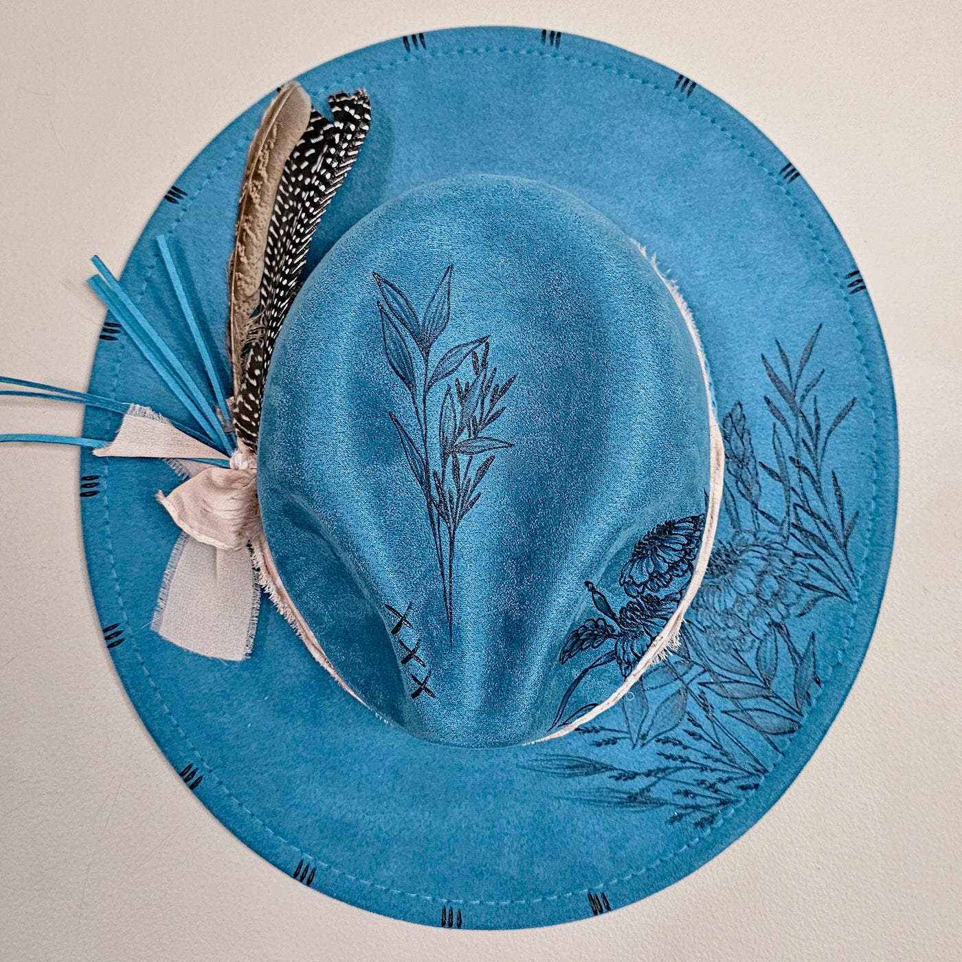 Happy Day || Youth Size || XS || Blue Burned Skinny Brim Hat