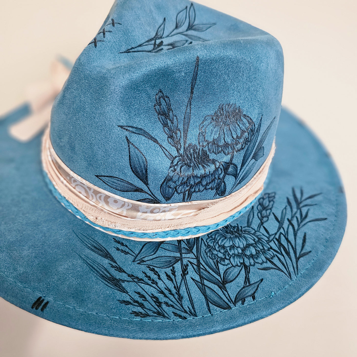 Happy Day || Youth Size || XS || Blue Burned Skinny Brim Hat