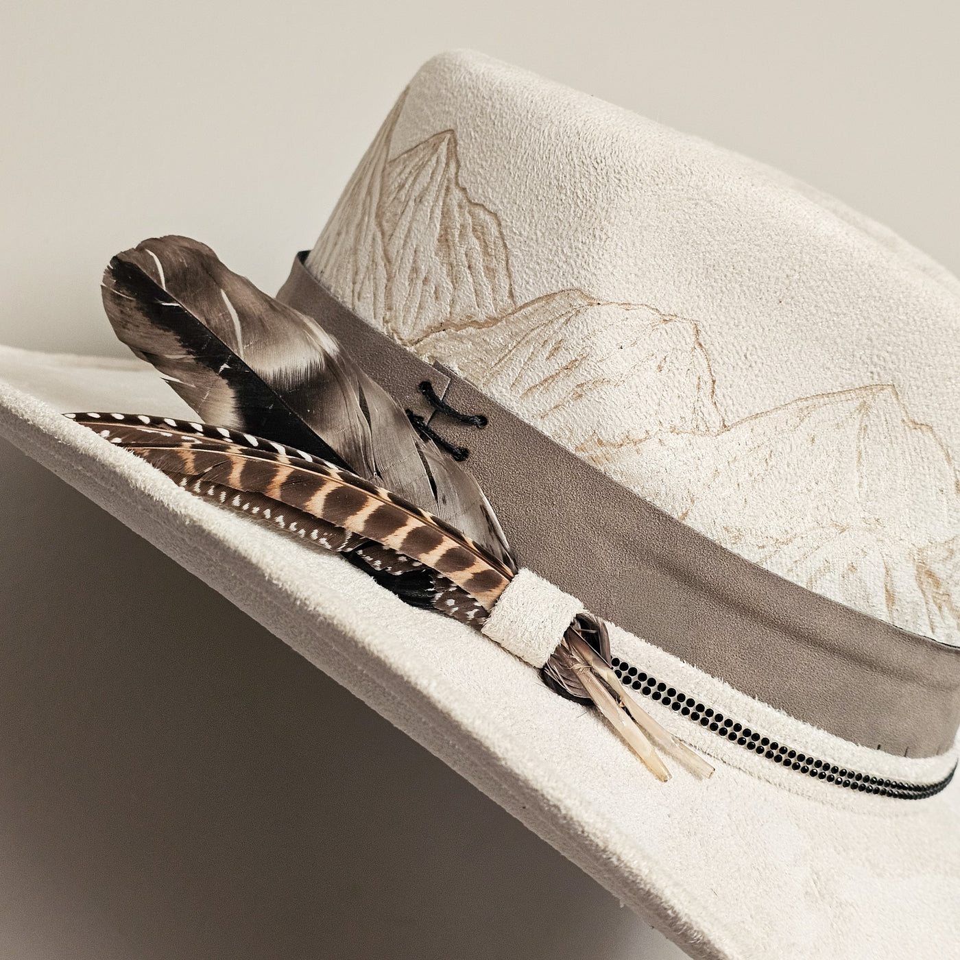 Estes || Medium || Ivory Burned Cowboy Style Hat