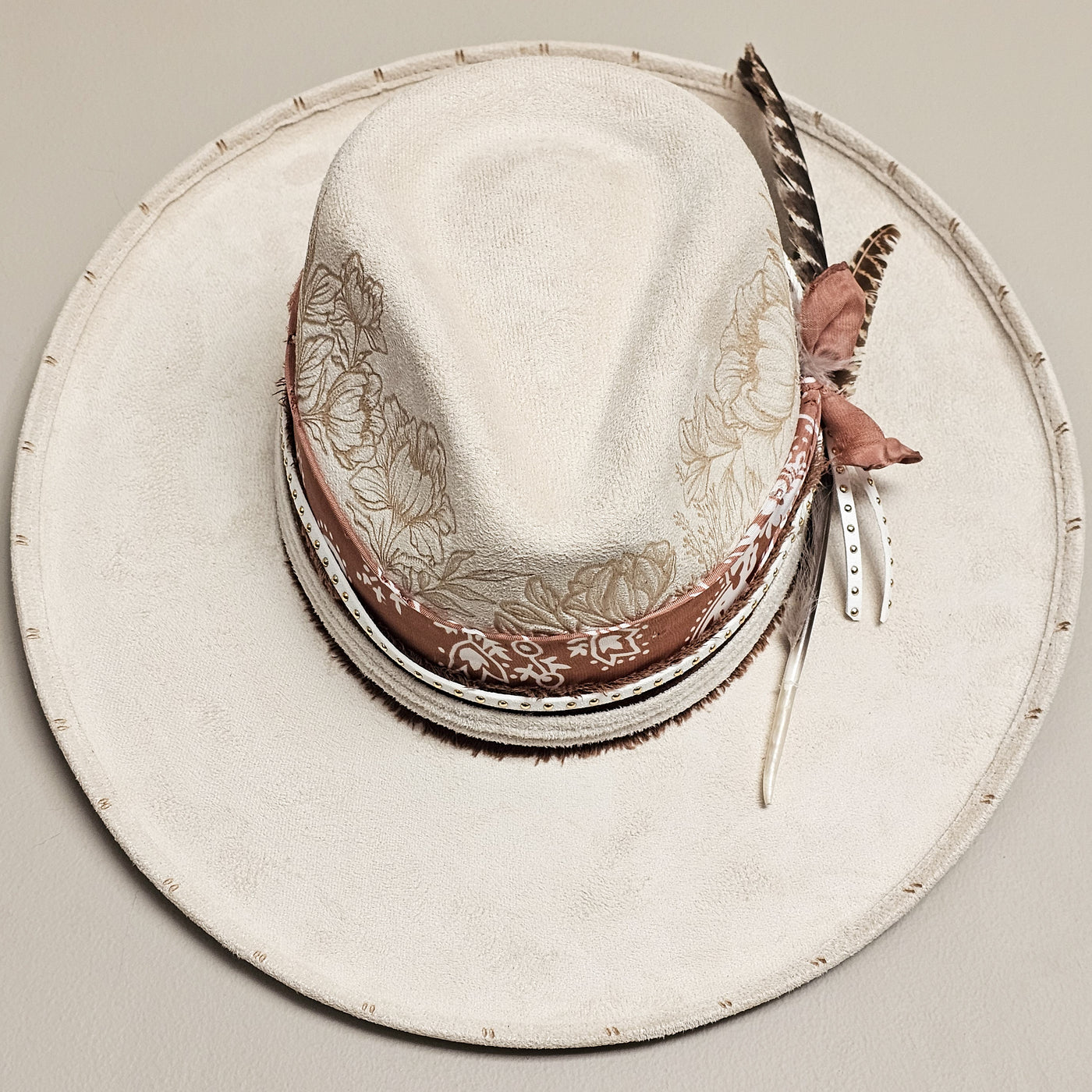 Nashville Glam || Large || Ivory Suede Burned Wide Brim Hat