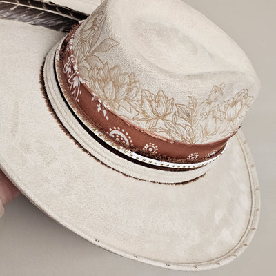 Nashville Glam || Large || Ivory Suede Burned Wide Brim Hat