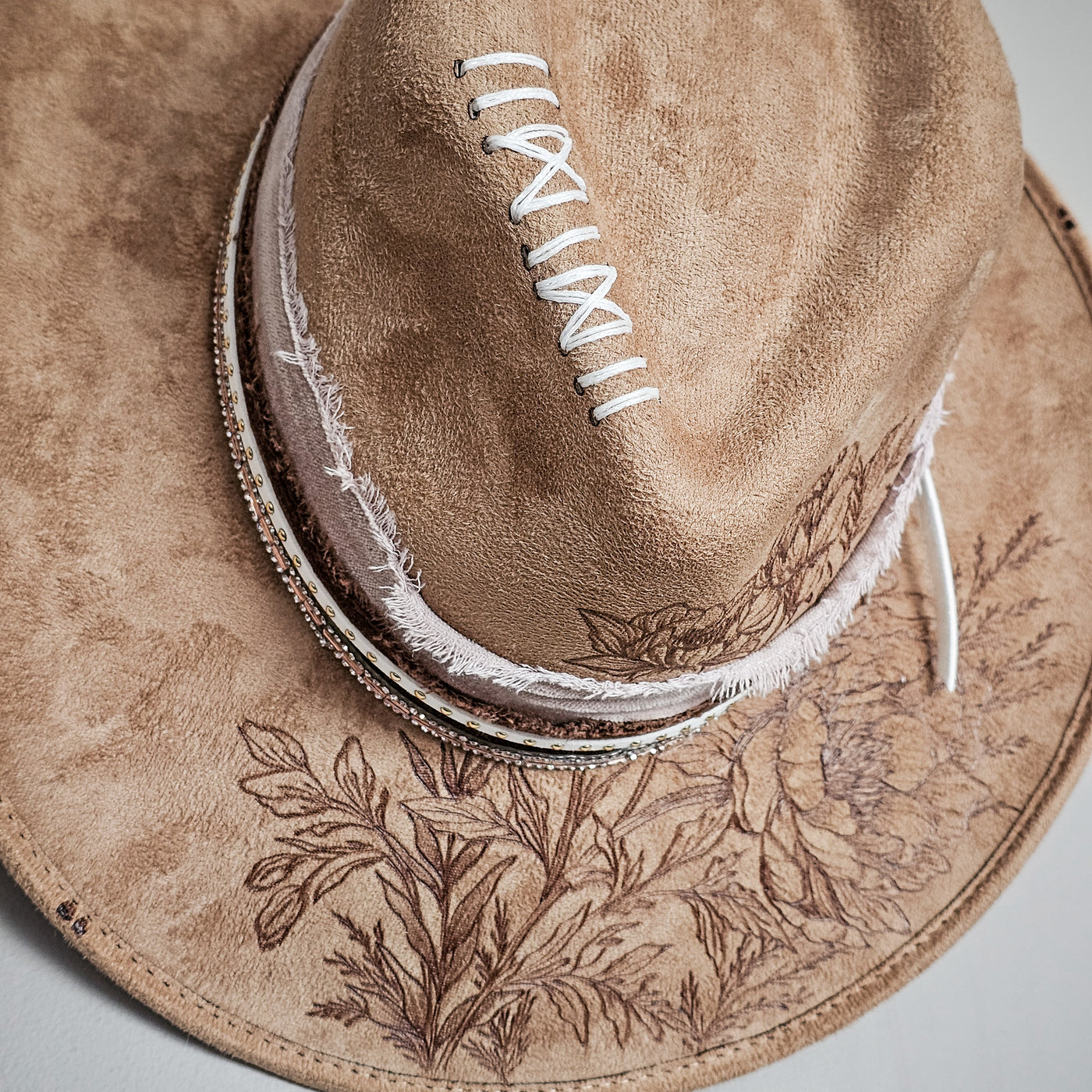 Nashville || Medium || Tan Burned Cowboy Style Hat