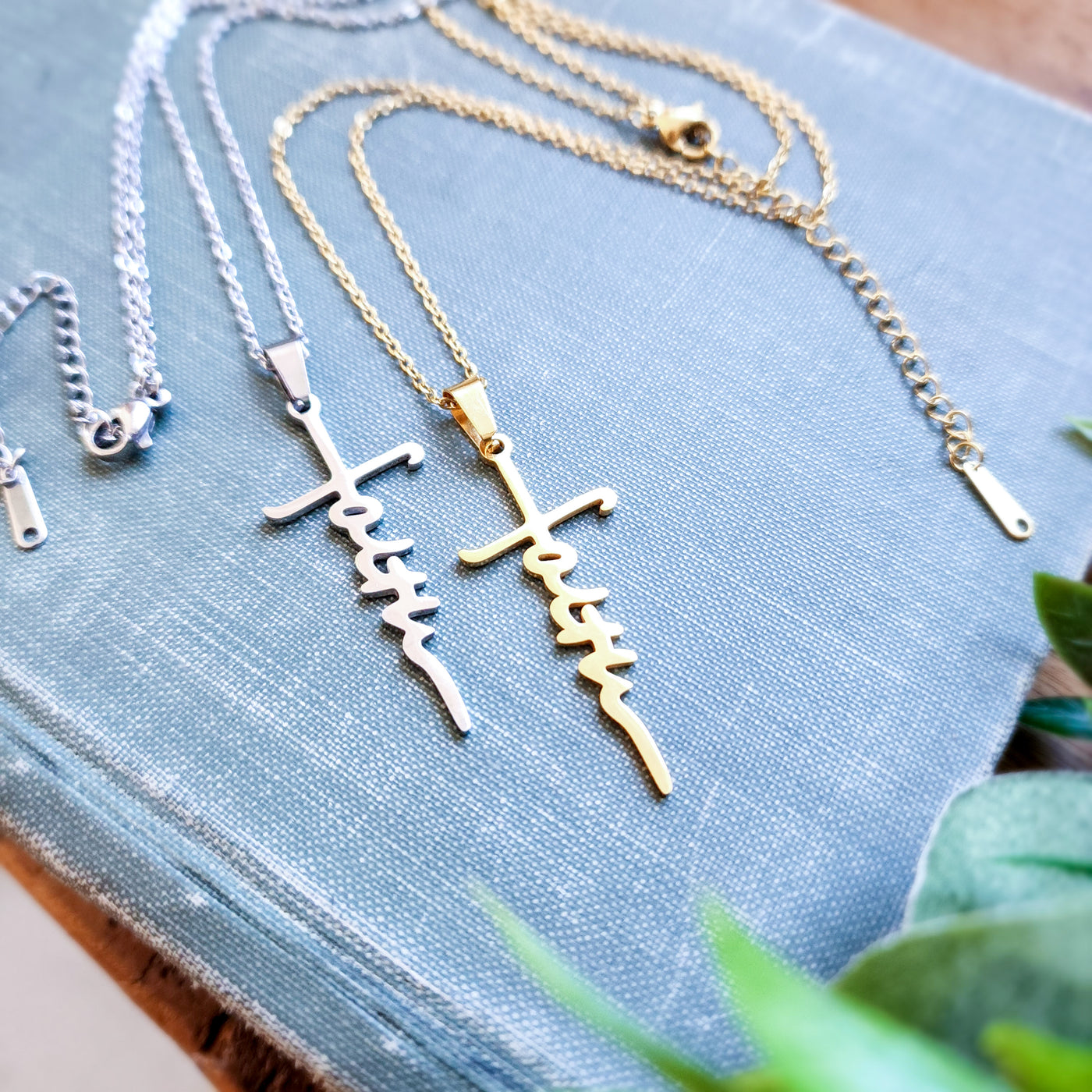 Faith Cross || Necklaces